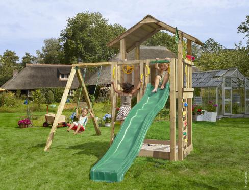 Jungle Chalet | Koka kāpšanas konstrukcija ar šūpoli